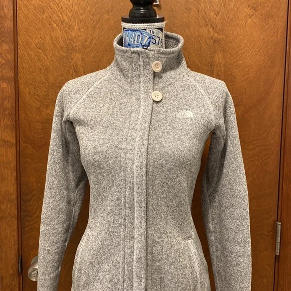 The North Face jacket size small - Picture 2 of 6